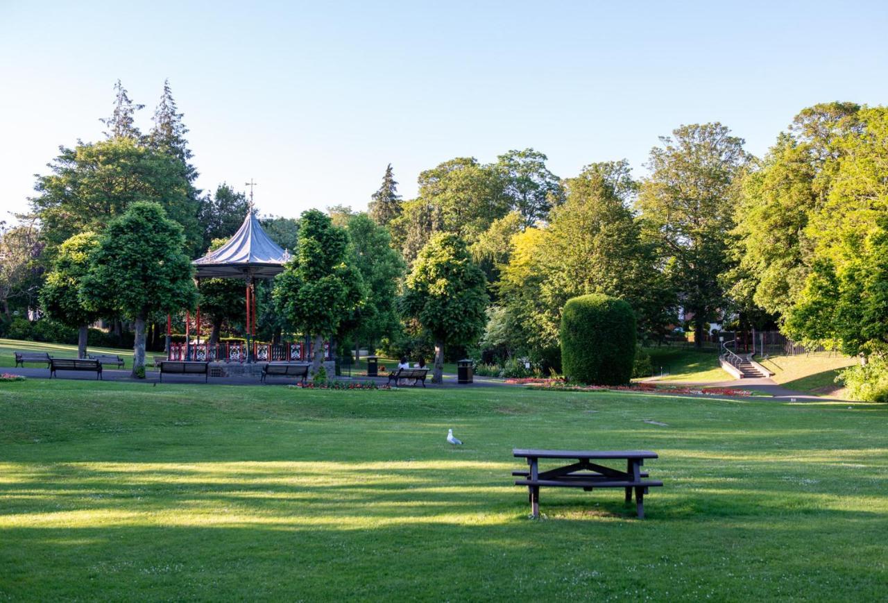 Southgate Coach House Villa Dorchester Bagian luar foto